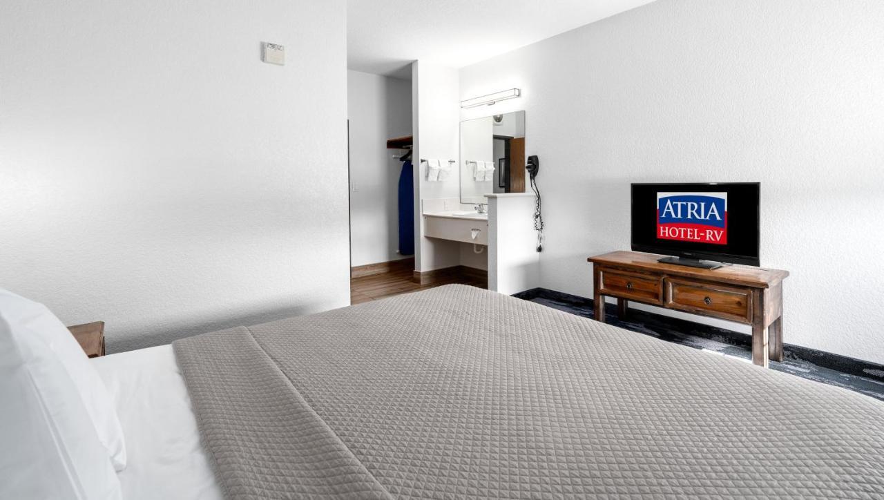 Atria Hotel And Rv Mcgregor Exterior foto