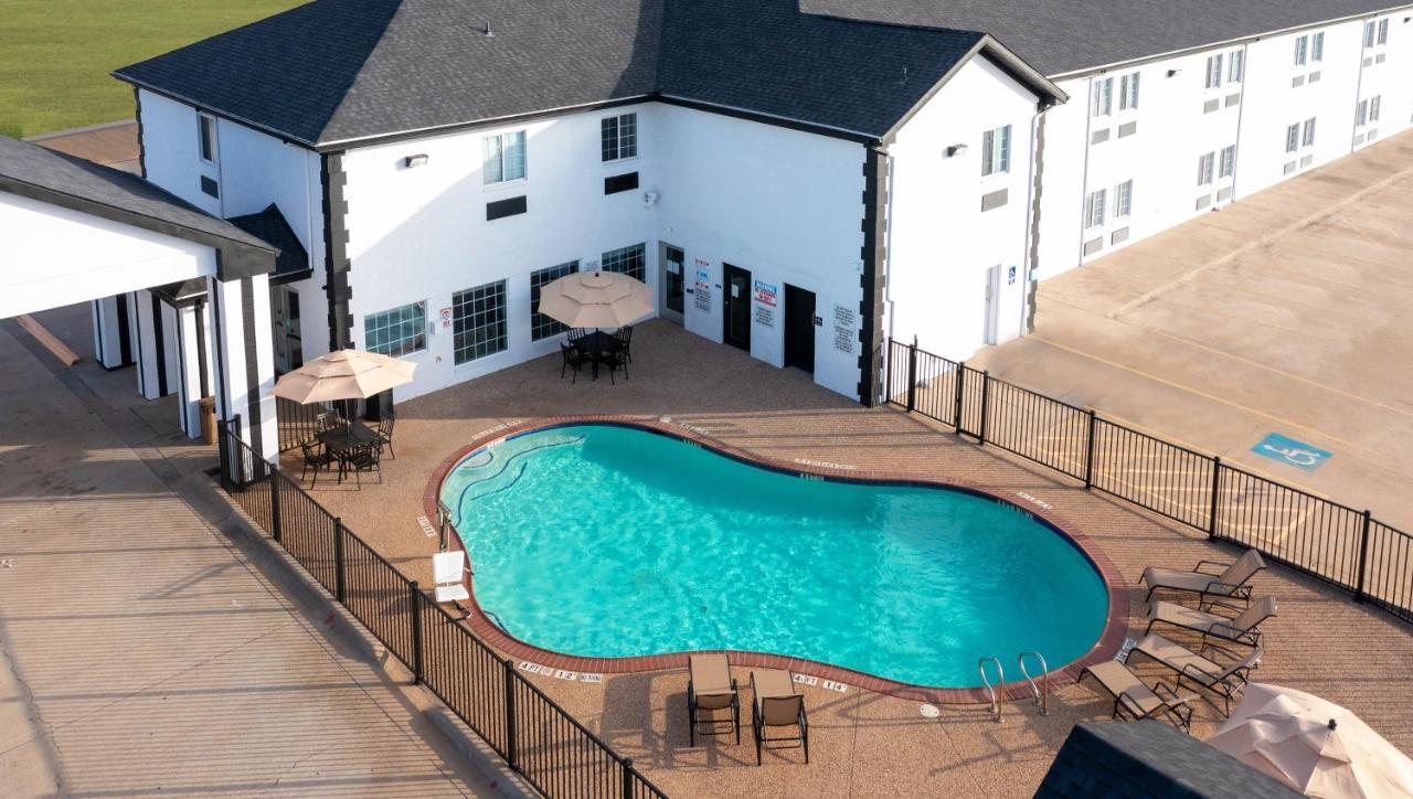 Atria Hotel And Rv Mcgregor Exterior foto