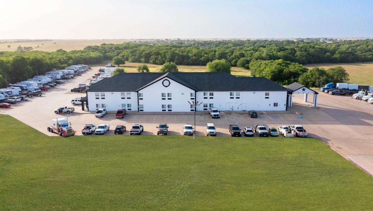 Atria Hotel And Rv Mcgregor Exterior foto